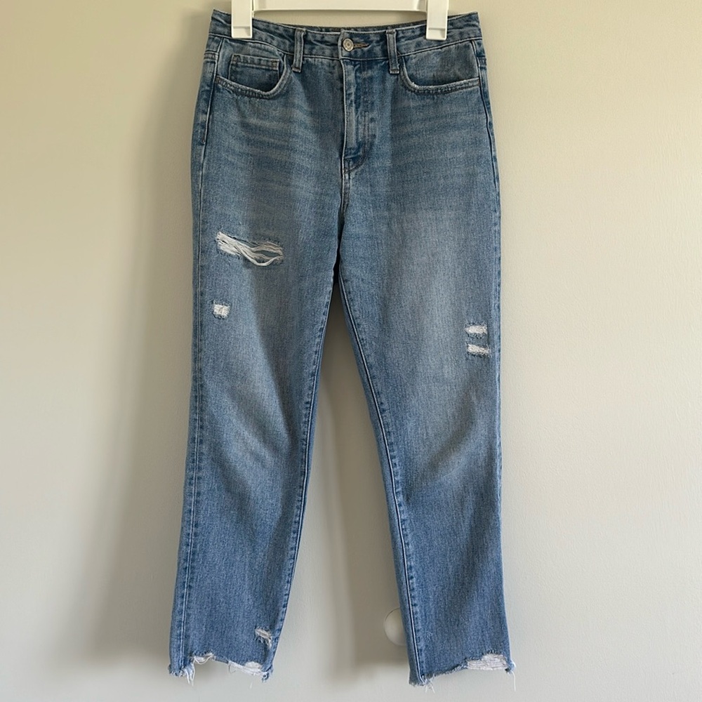 Vervet Lightly Distressed Denim Jean